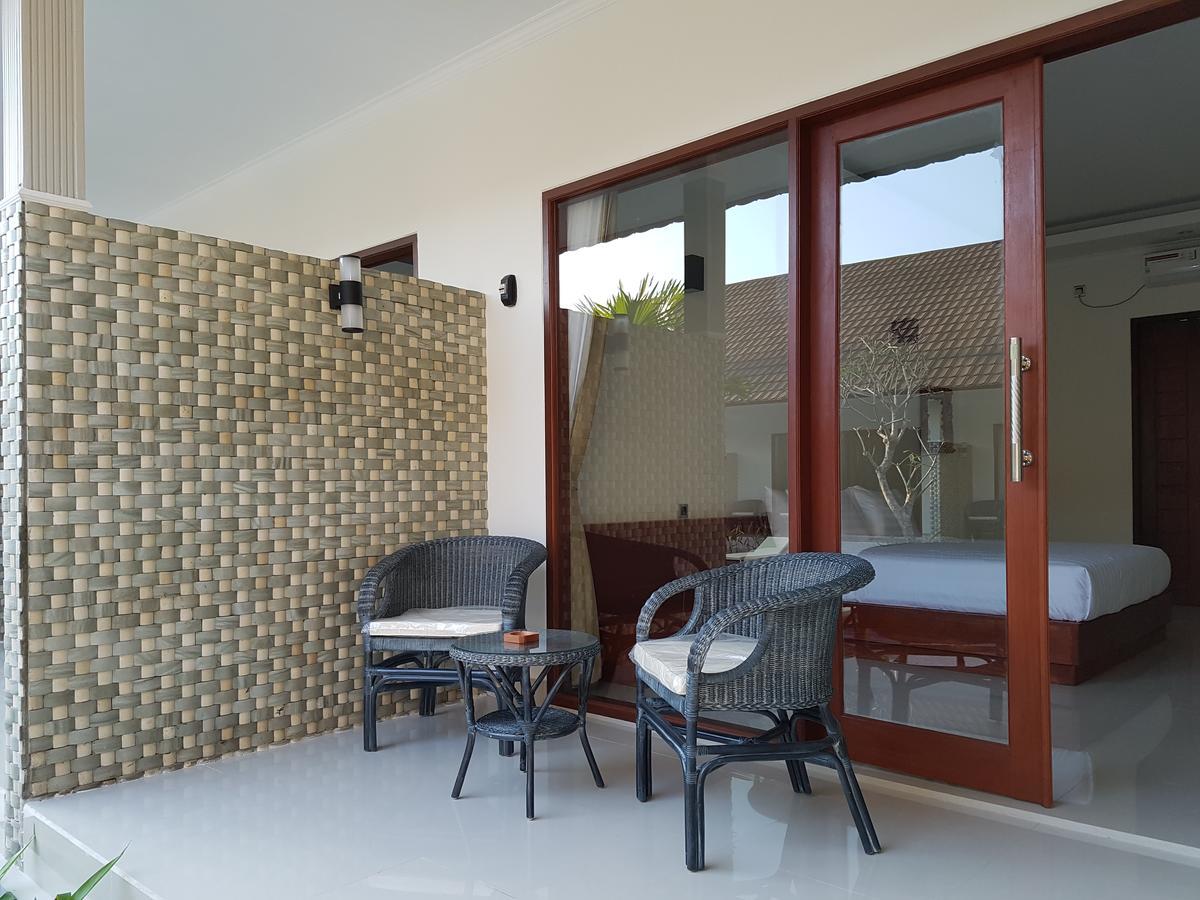 Villa Pine Tree Gili Trawangan Exterior photo