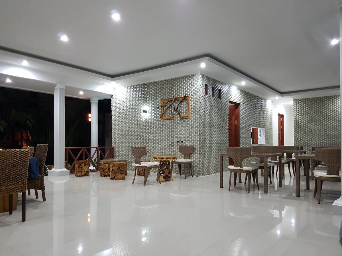 Villa Pine Tree Gili Trawangan Exterior photo