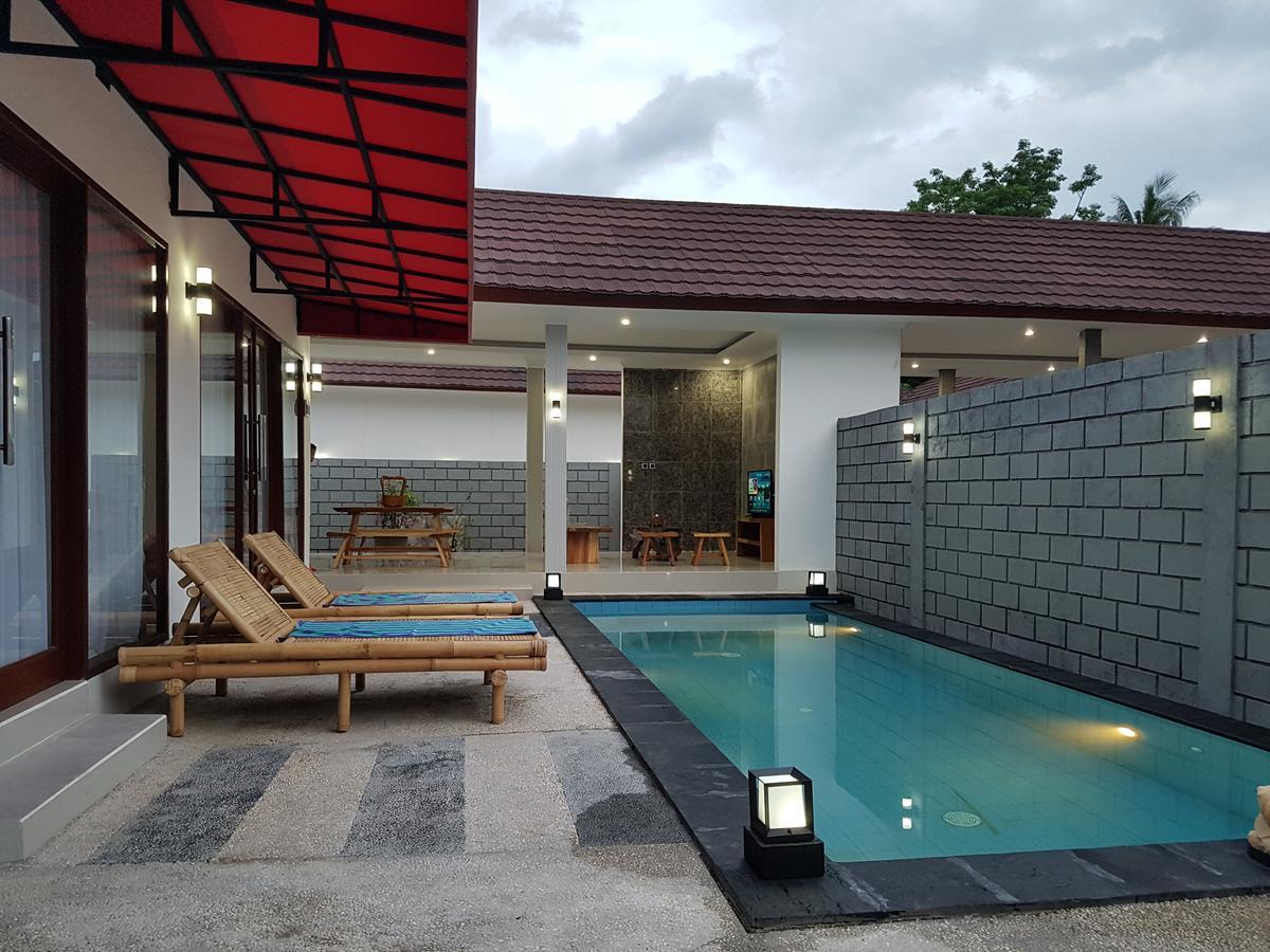 Villa Pine Tree Gili Trawangan Exterior photo